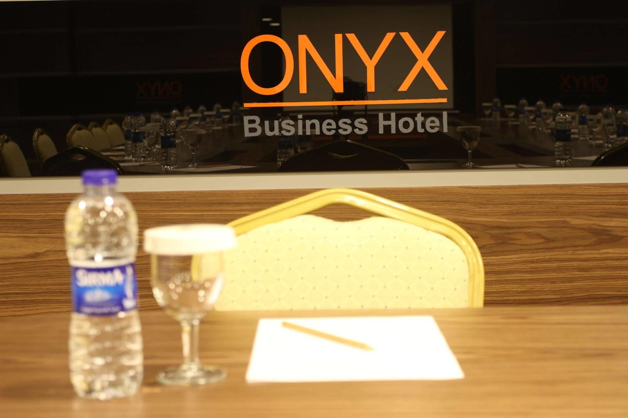 Onyx Business Hotel Ankara Exteriör bild